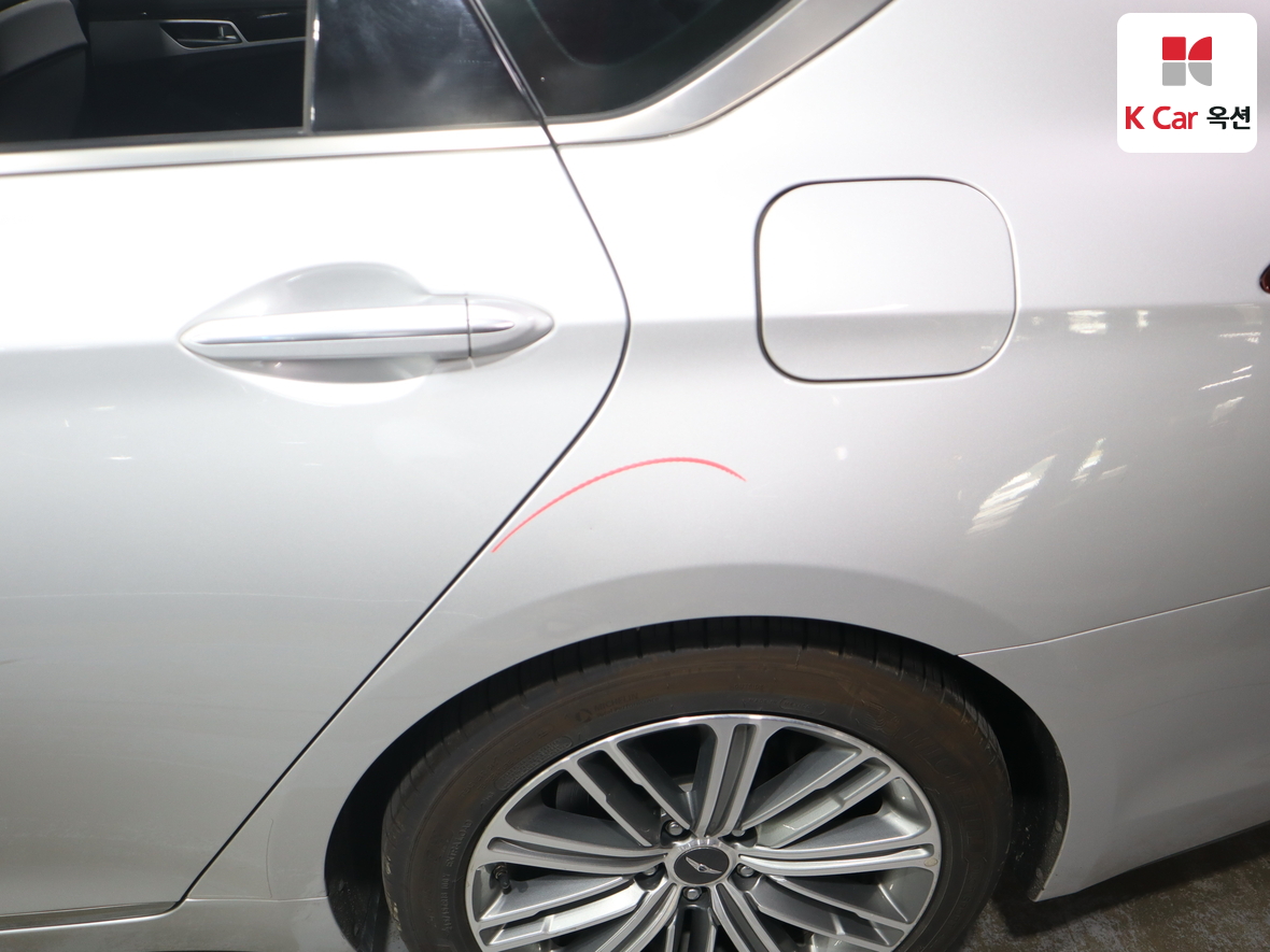 Genesis G80 - 36