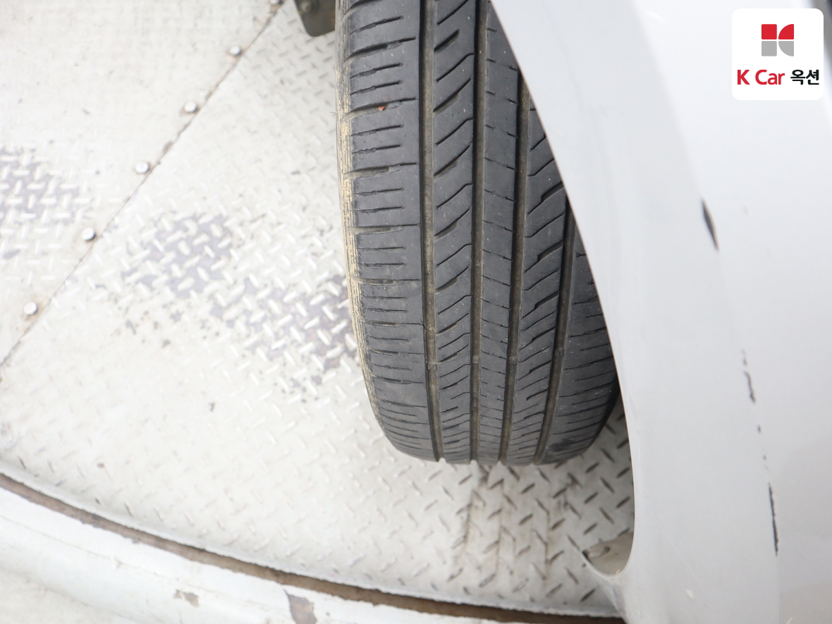 هيونداي إلانترا 2016 - صورة 31