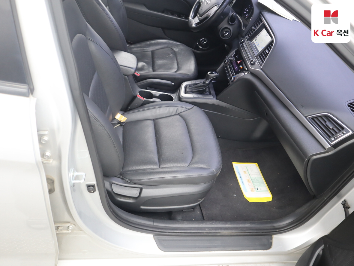 هيونداي إلانترا 2016 - صورة 29