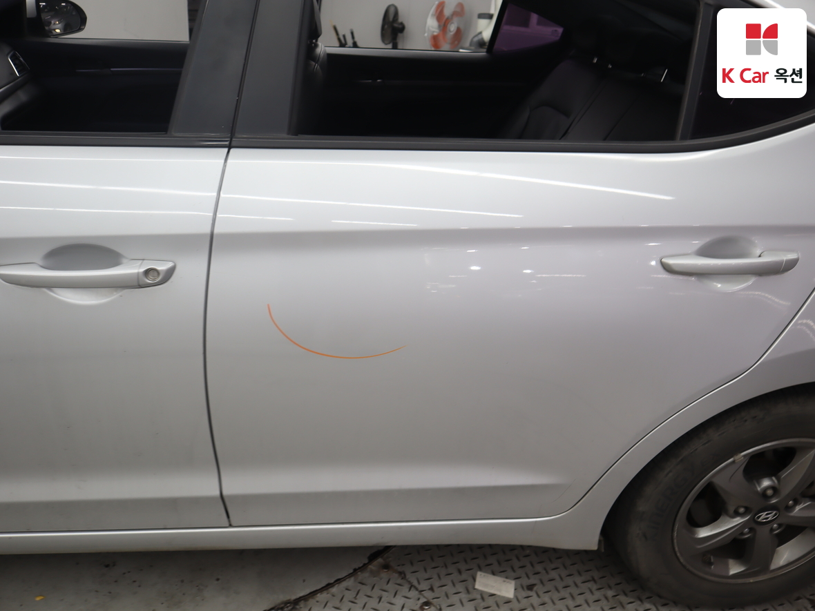 هيونداي إلانترا 2016 - صورة 36