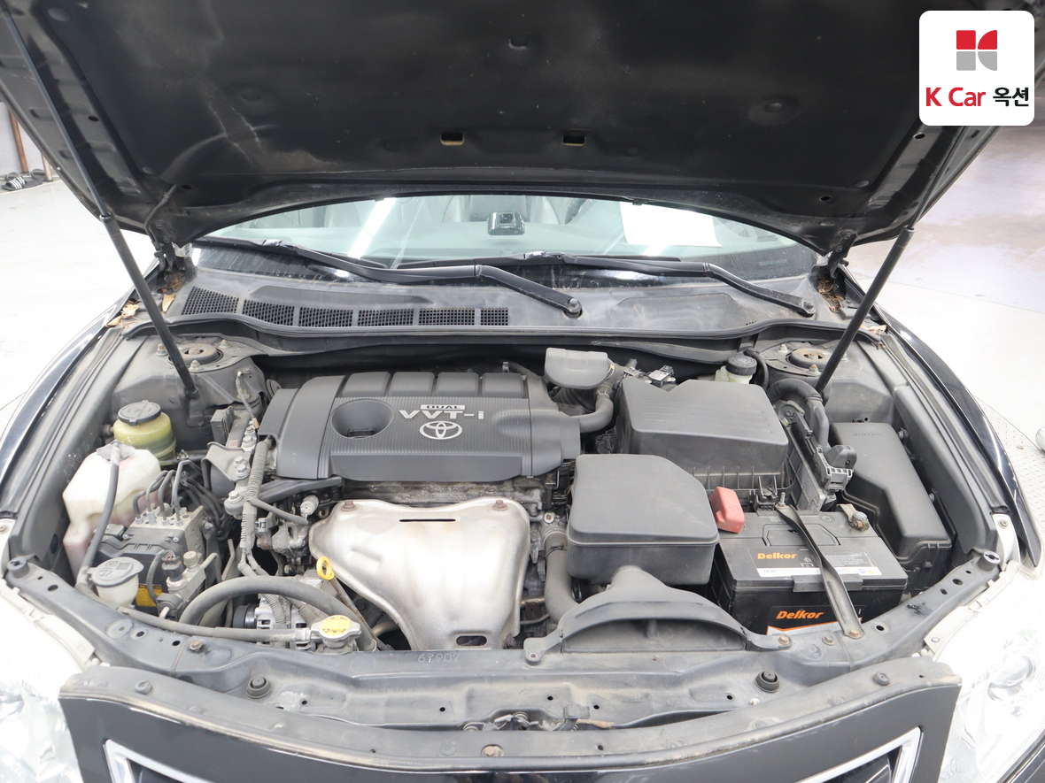 Toyota Camry - 34