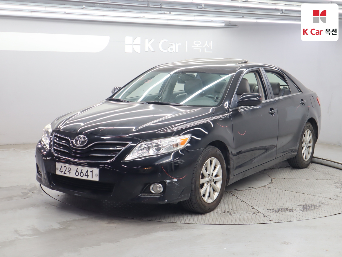 Toyota Camry - 1