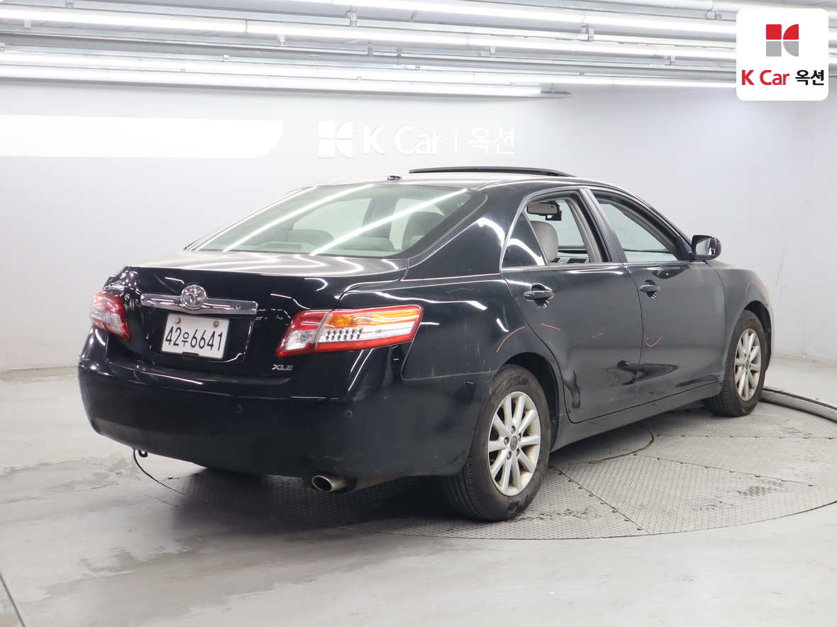 Toyota Camry - 2