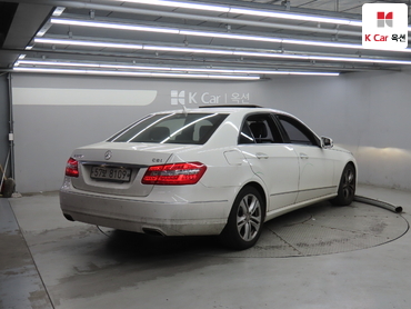 2013 - mercedes-benz e220