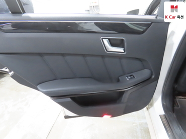 2013 - mercedes-benz e220