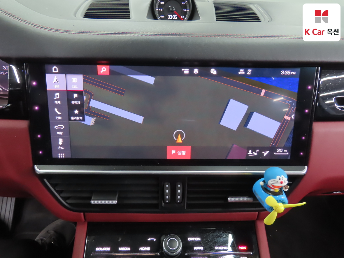 PORSCHE 카이엔 - 14