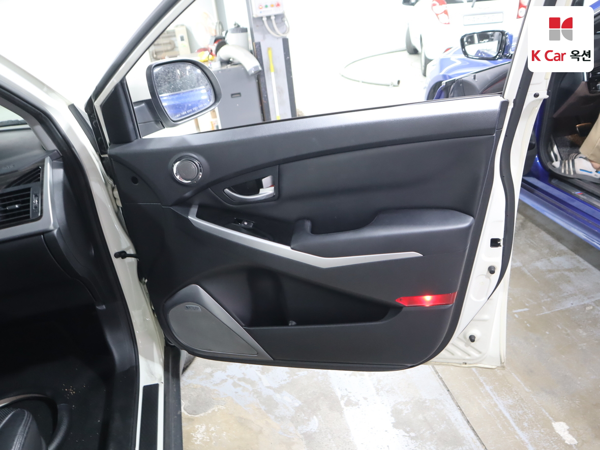 KG Mobility Korando - 31