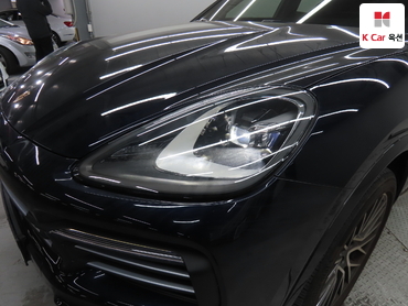 2022 - porsche cayenne
