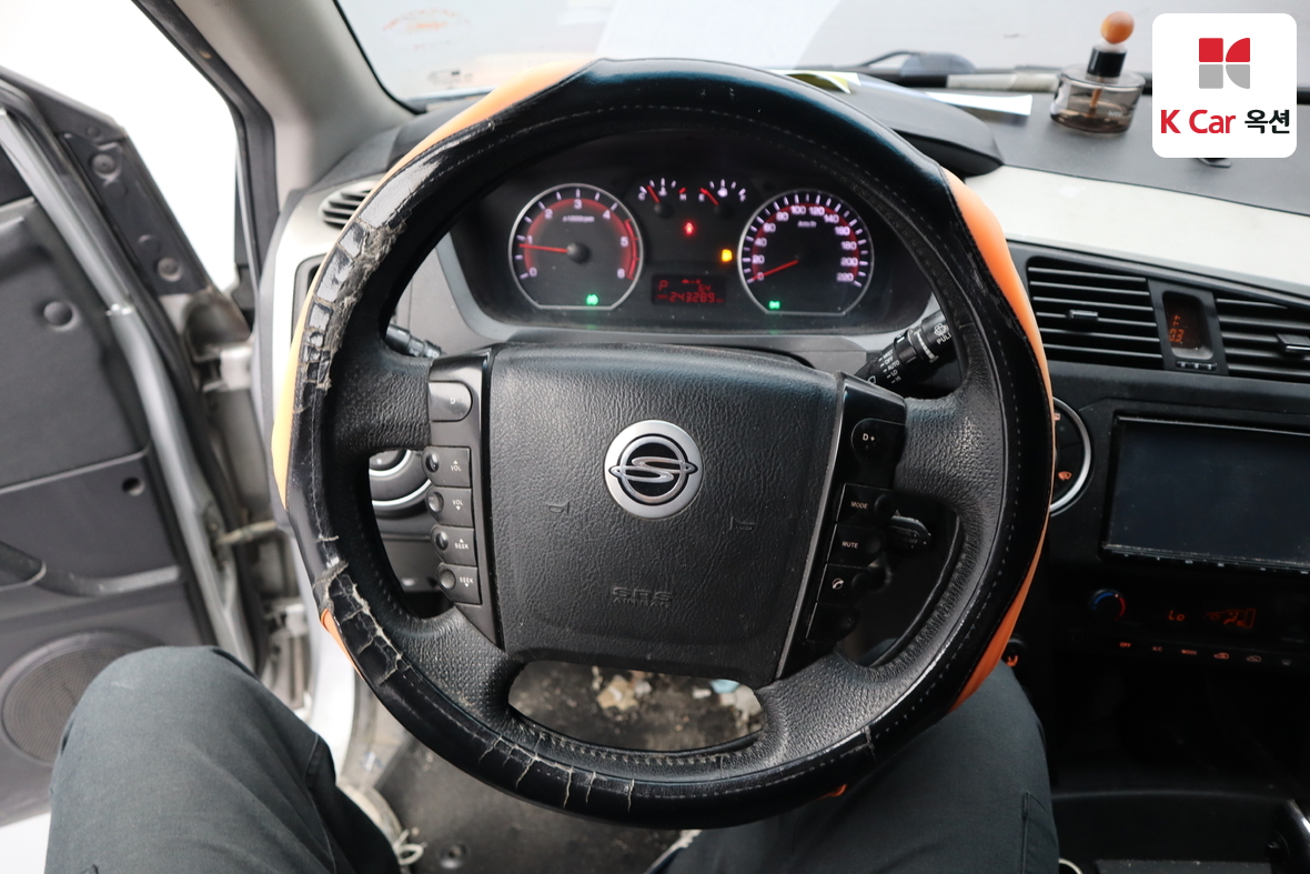 KG Mobility Korando Sports 2012 - Image 10