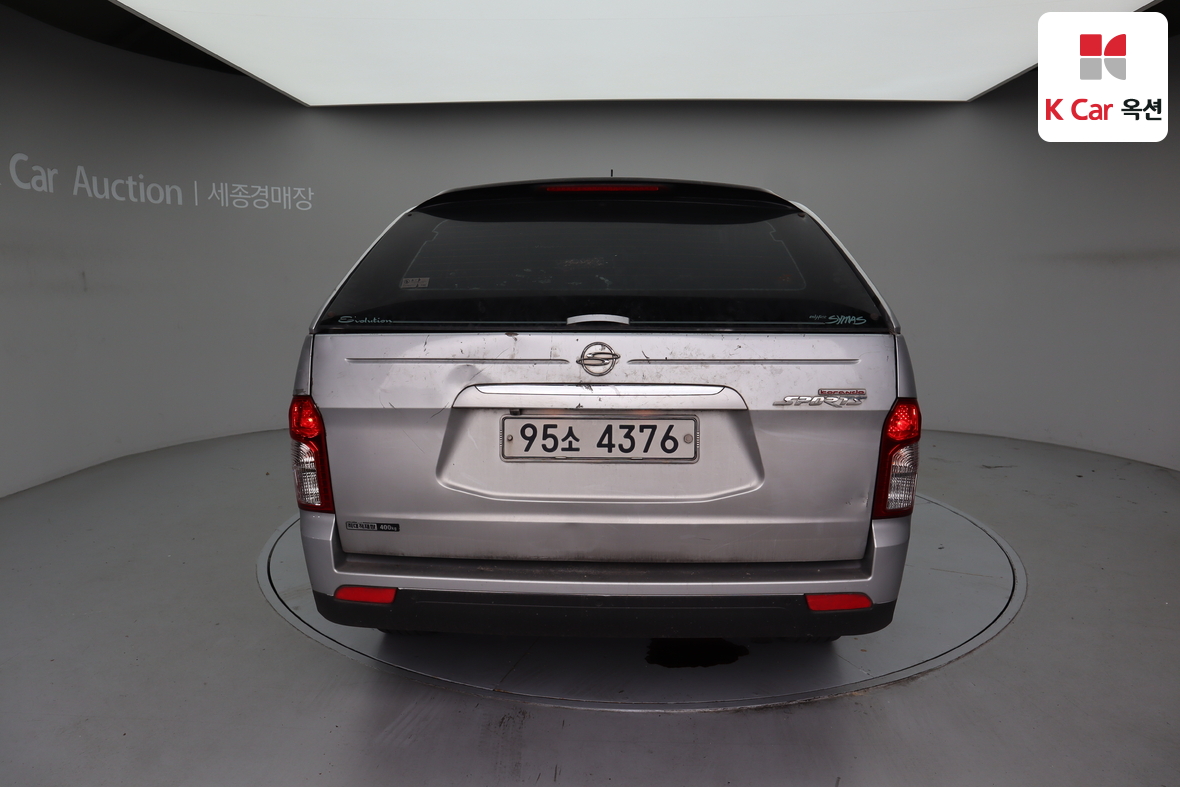 KG Mobility Korando Sports 2012 - Image 40