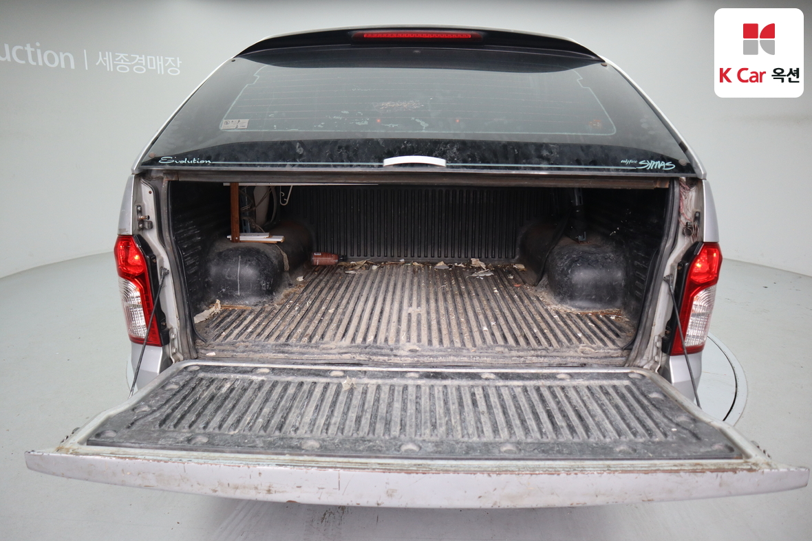 KG Mobility Korando Sports 2012 - Image 25