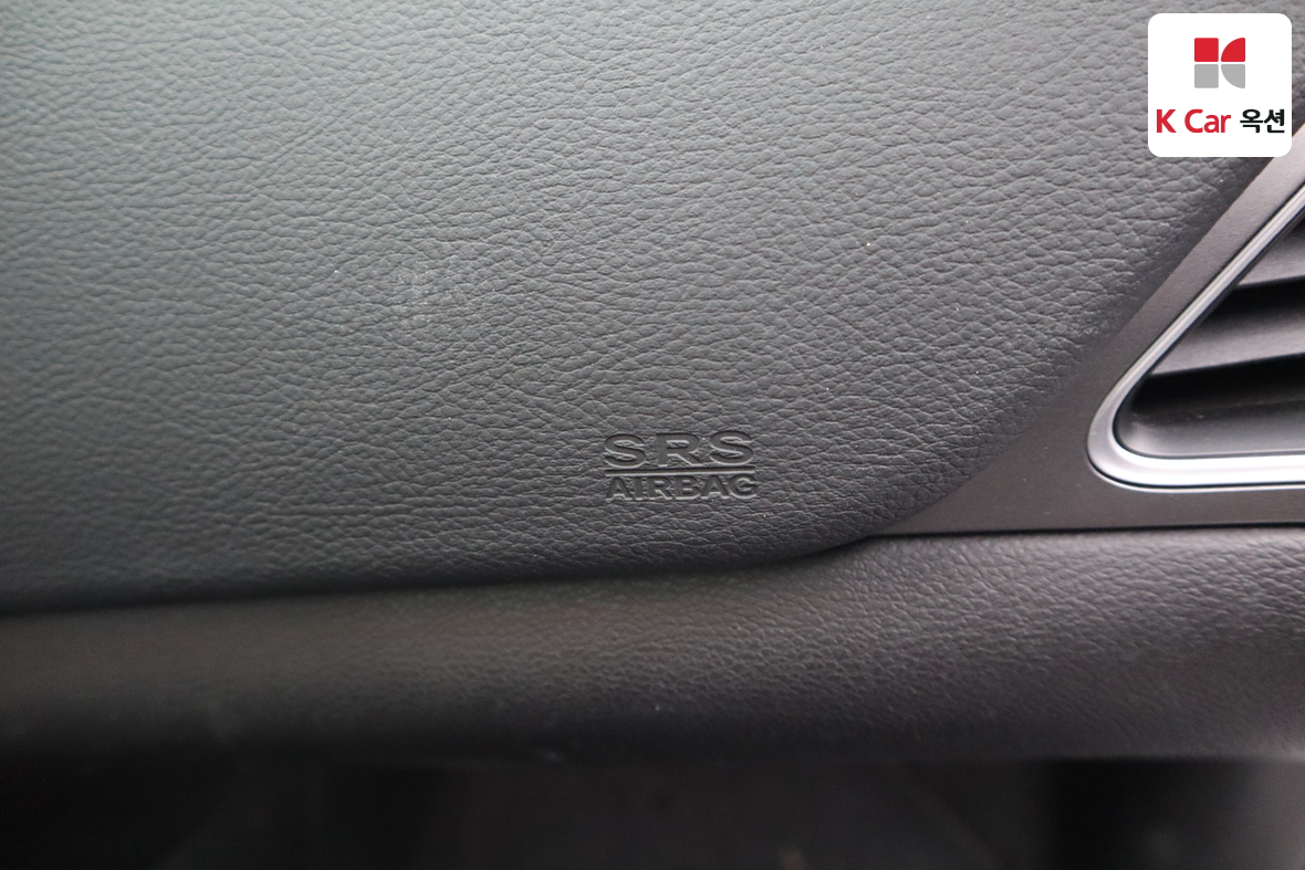 Jeep Cherokee - 35