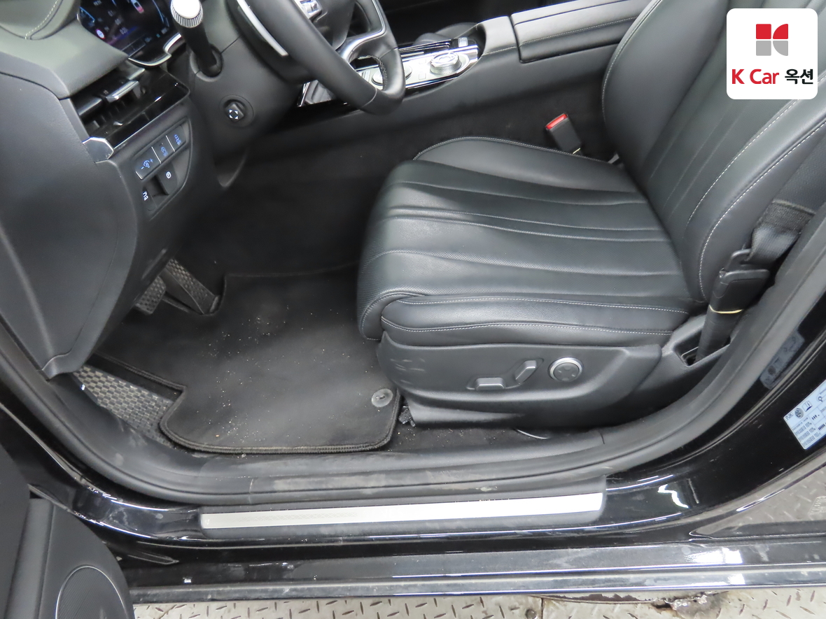 Genesis G80 - 18