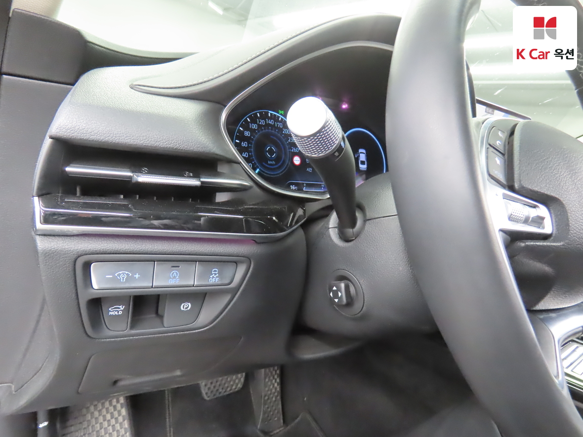 Genesis G80 - 9