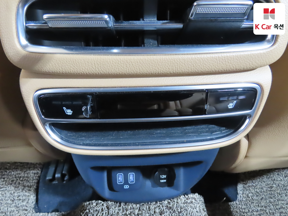 جينيسيس GV80 2022 - صورة 24