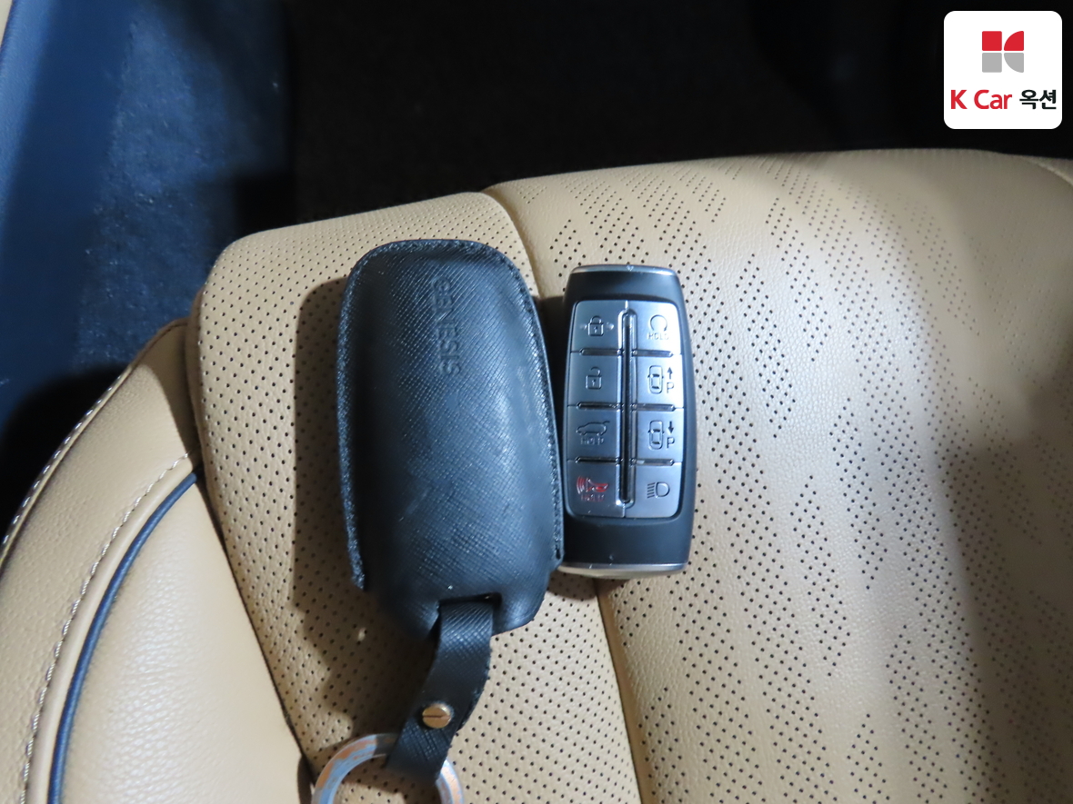 جينيسيس GV80 2022 - صورة 17