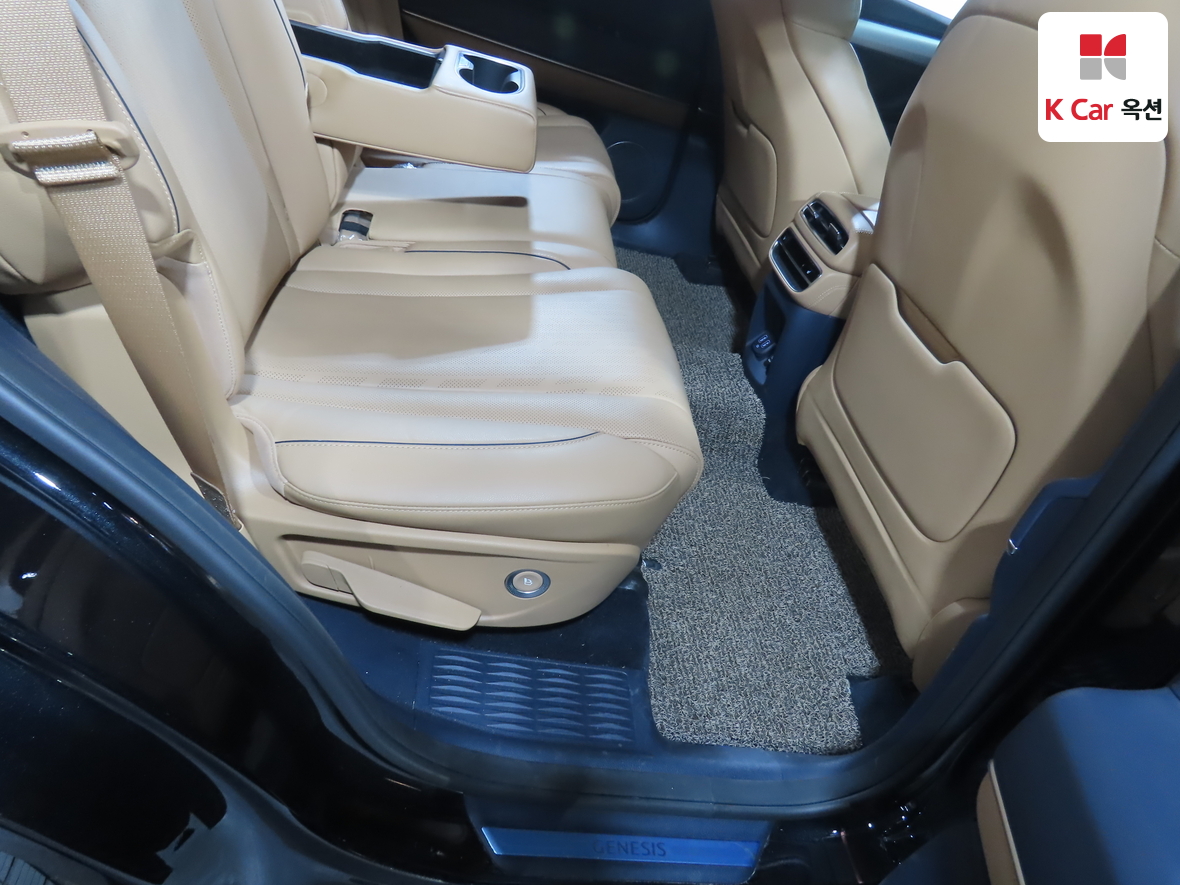 جينيسيس GV80 2022 - صورة 30