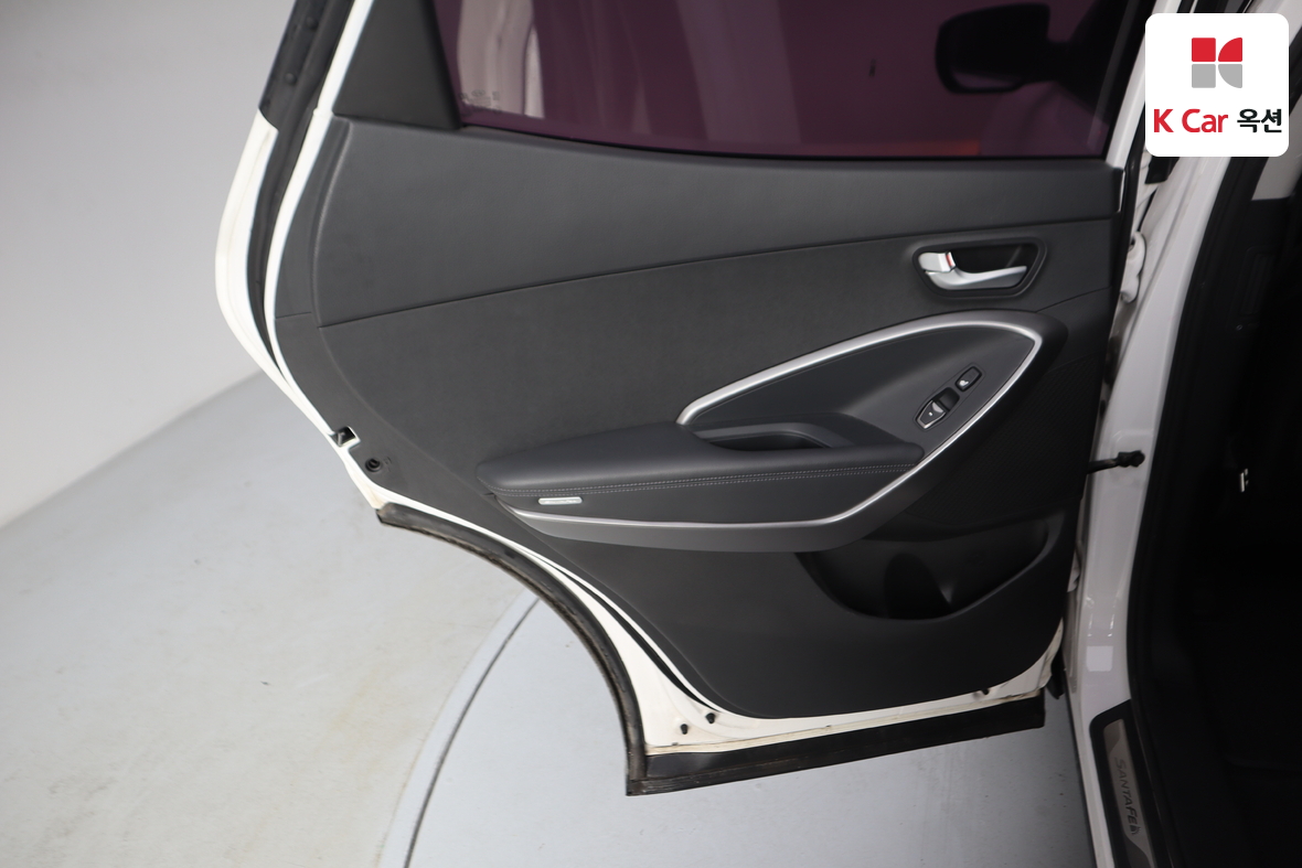 Hyundai Santa Fe 2014 - Image 20