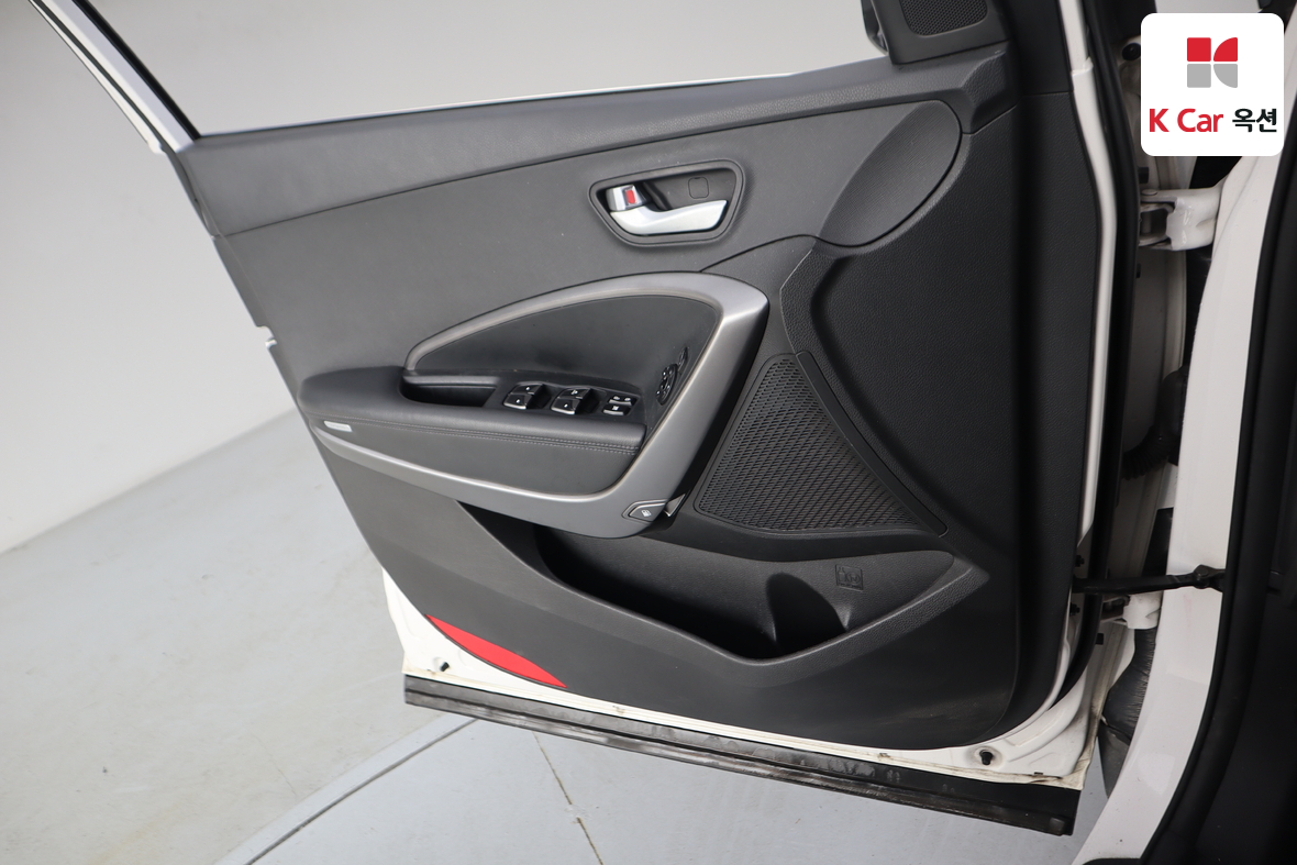 Hyundai Santa Fe 2014 - Image 8