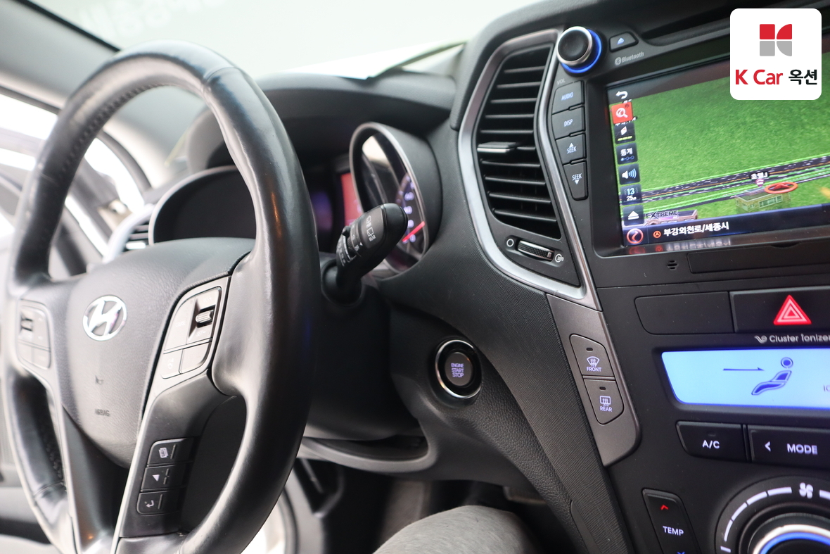 Hyundai Santa Fe 2014 - Image 11