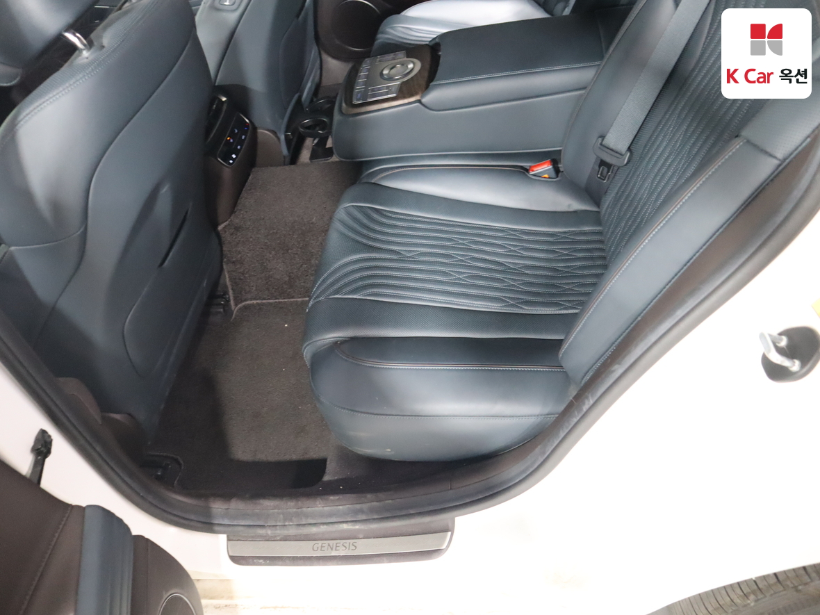 Genesis G80 - 22
