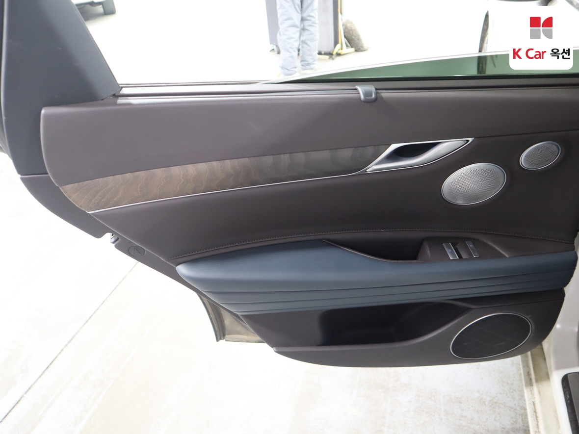 Genesis G80 - 21