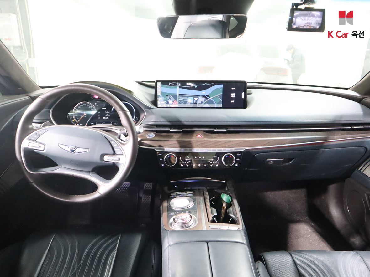 Genesis G80 - 3