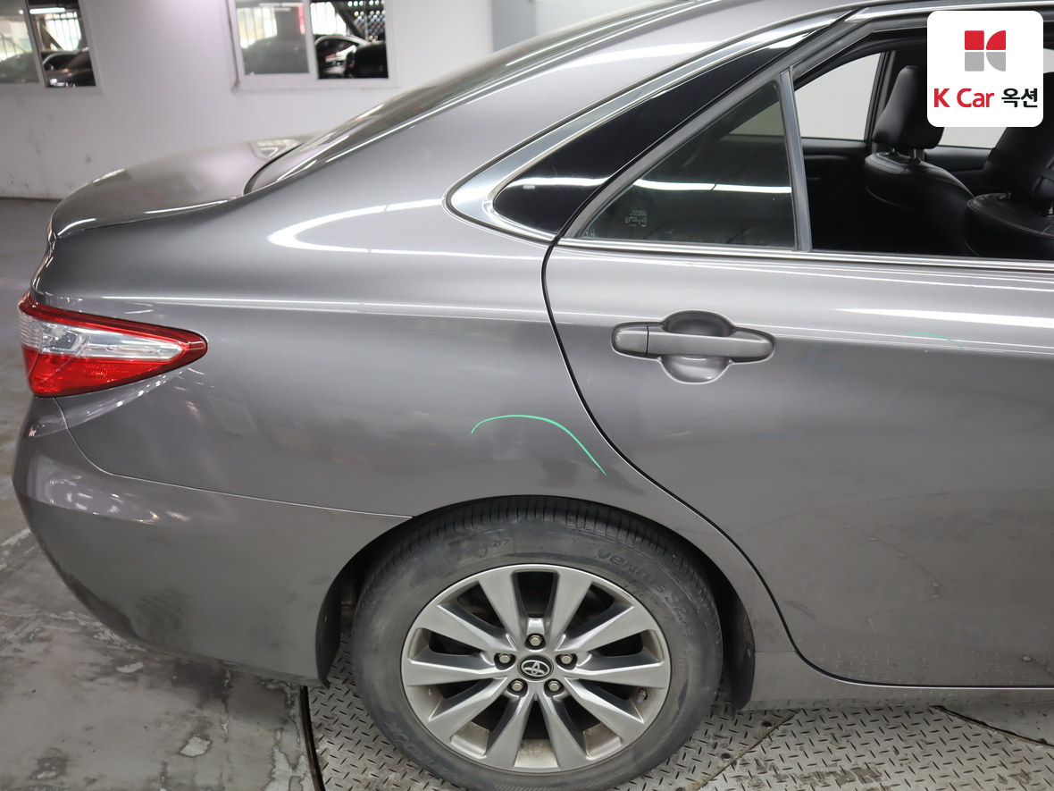 Toyota Camry - 43