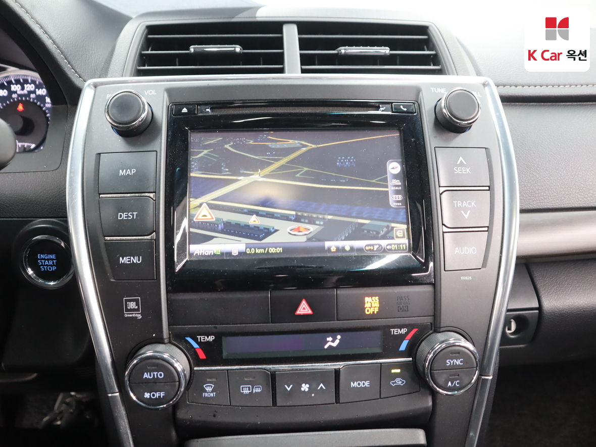 Toyota Camry - 6