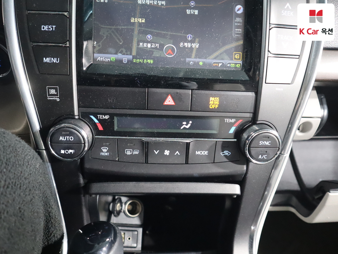 Toyota Camry - 15