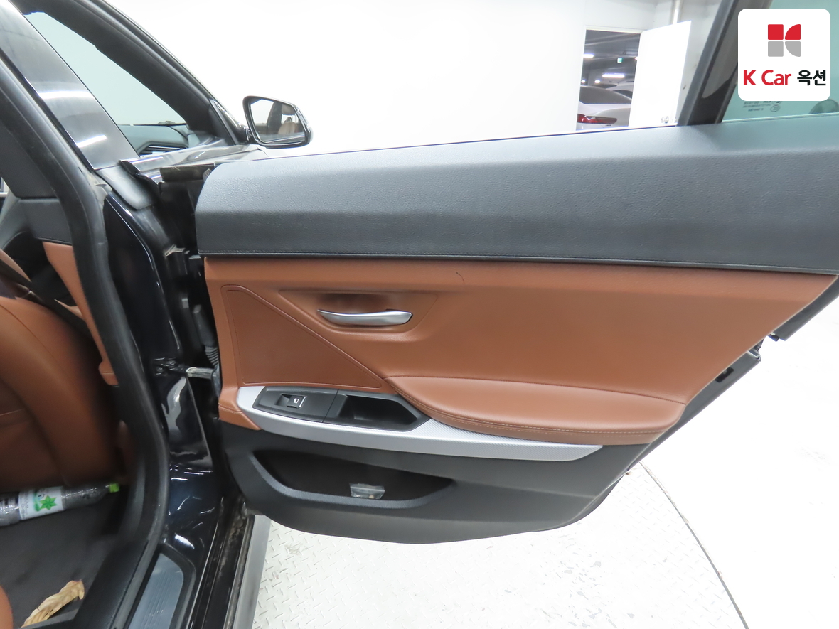 BMW 6 시리즈 - 30