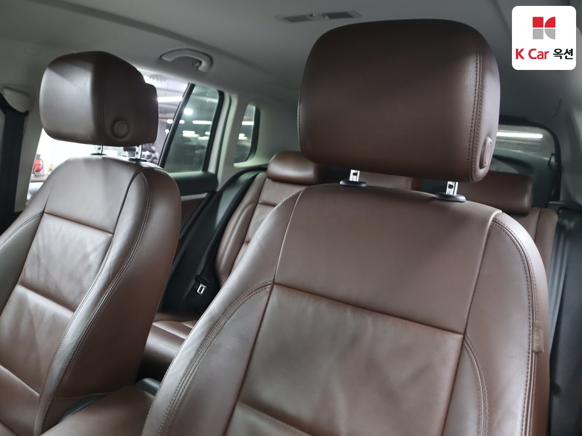 Volkswagen Tiguan - 19
