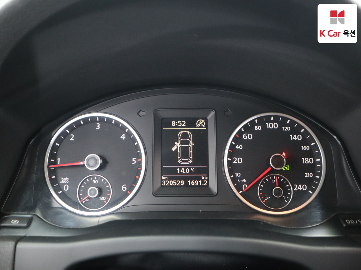 Volkswagen Tiguan - 5