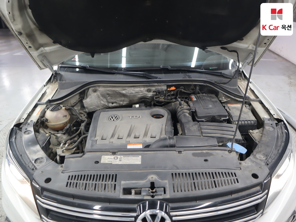 Volkswagen Tiguan - 34