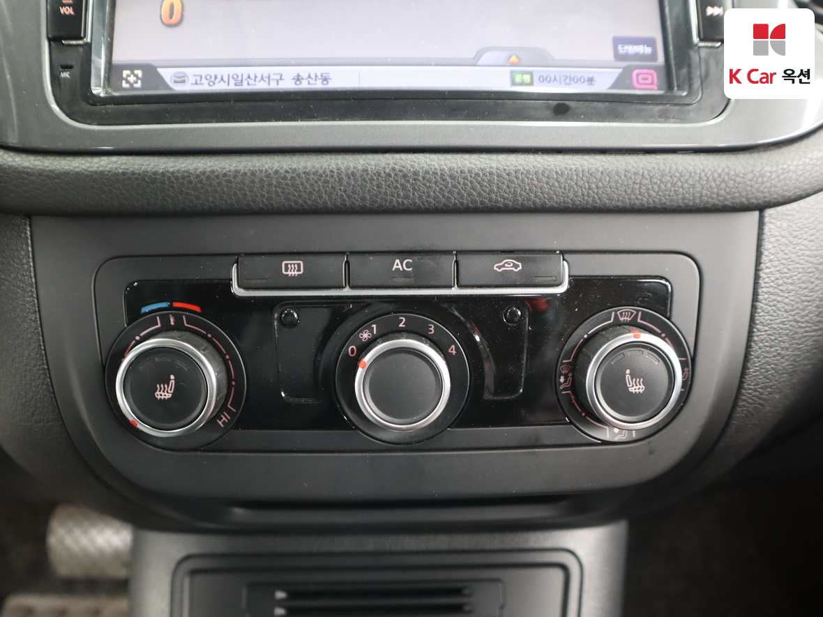 Volkswagen Tiguan - 15