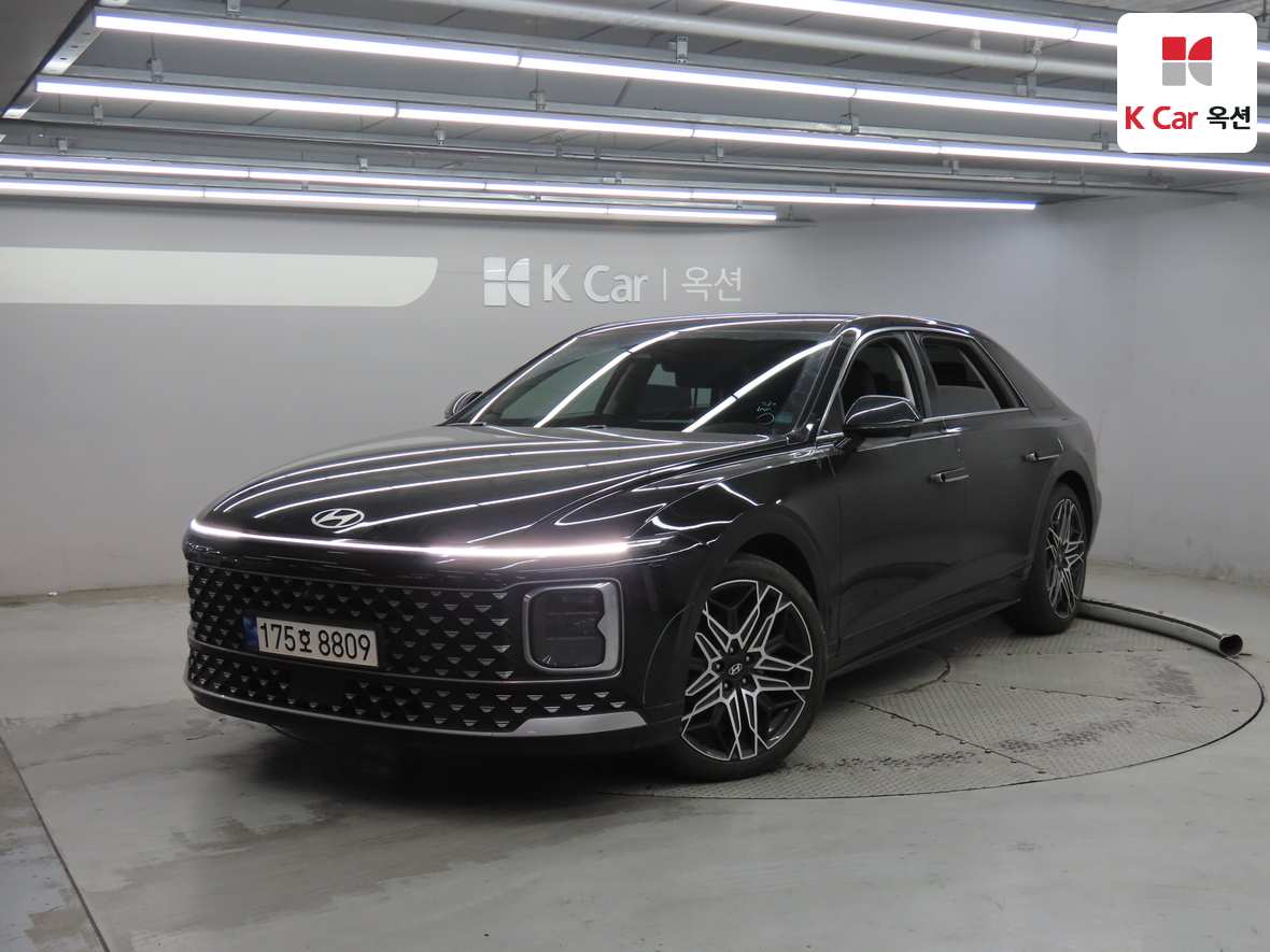 Hyundai Grandeur - 1