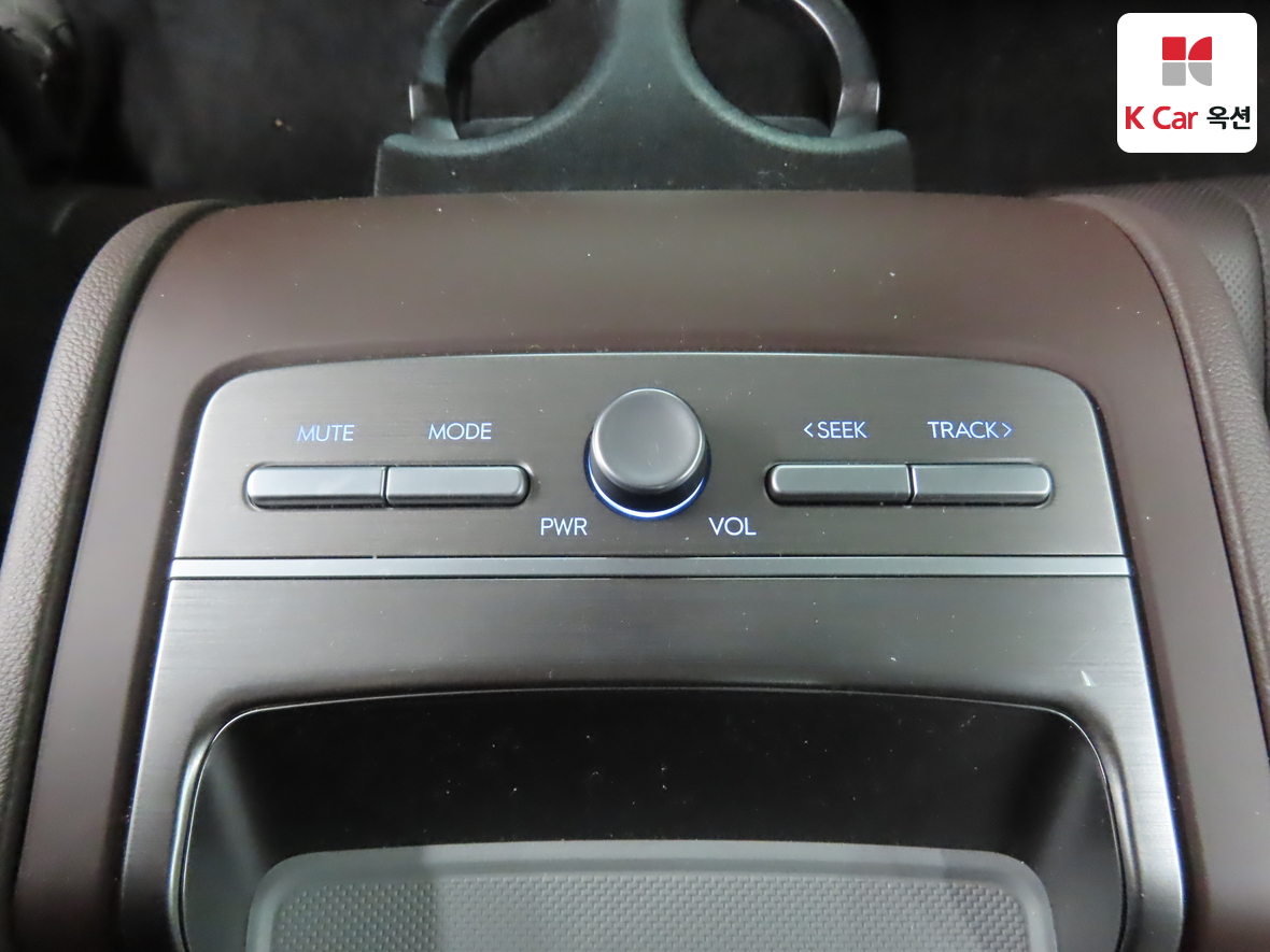 Hyundai Grandeur - 24