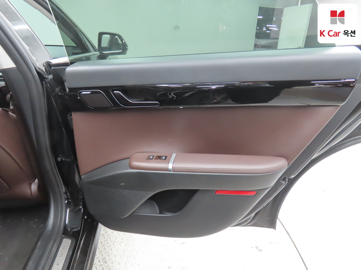 Hyundai Grandeur - 28