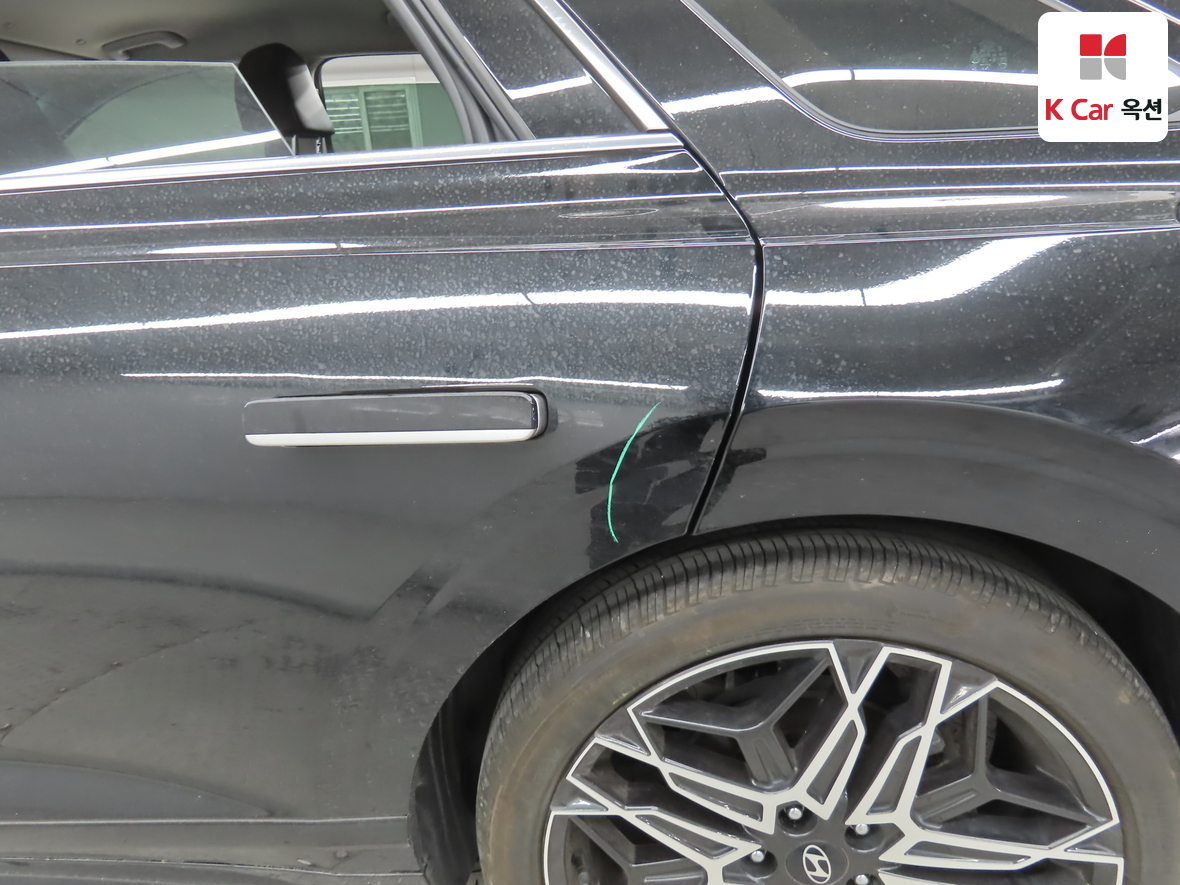 Hyundai Grandeur - 38