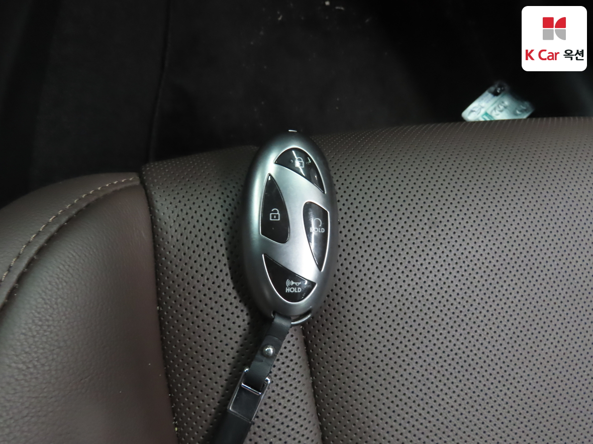 Hyundai Grandeur - 16