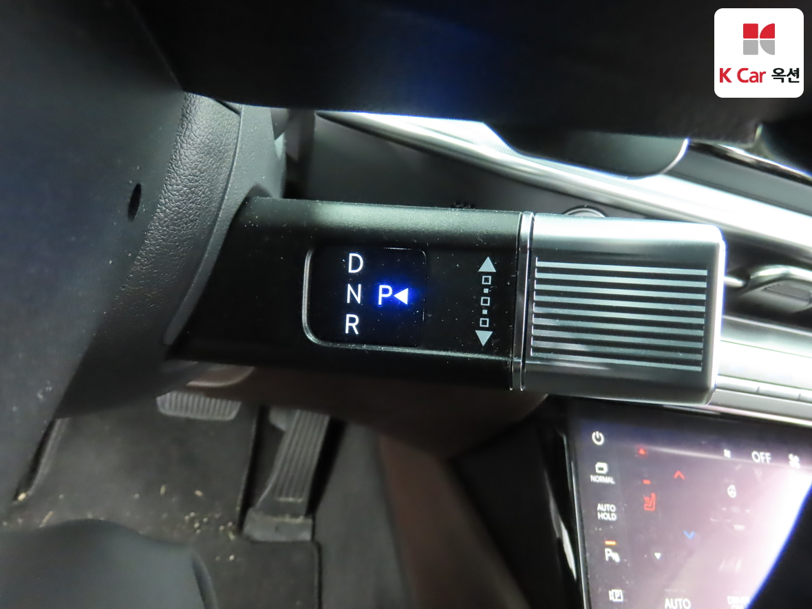 Hyundai Grandeur - 17