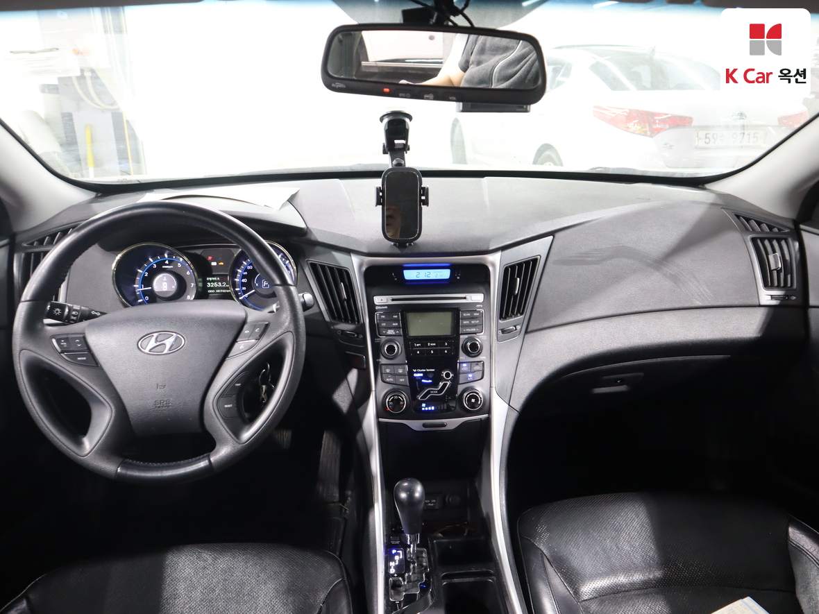 هيونداي سوناتا 2010 - صورة 3