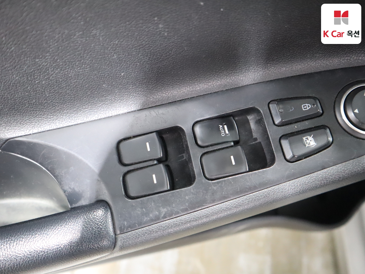 هيونداي سوناتا 2010 - صورة 19