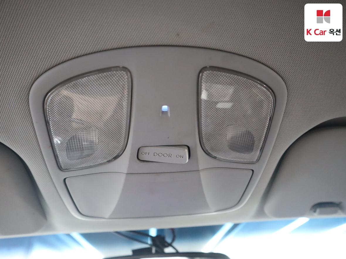 هيونداي سوناتا 2010 - صورة 12