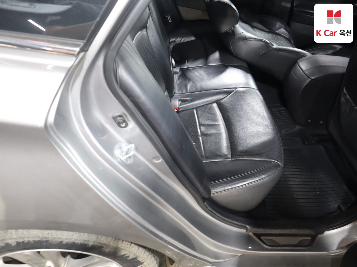 هيونداي سوناتا 2010 - صورة 26