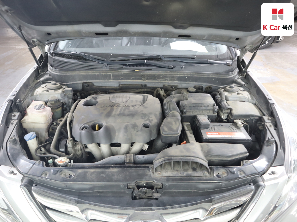 هيونداي سوناتا 2010 - صورة 31