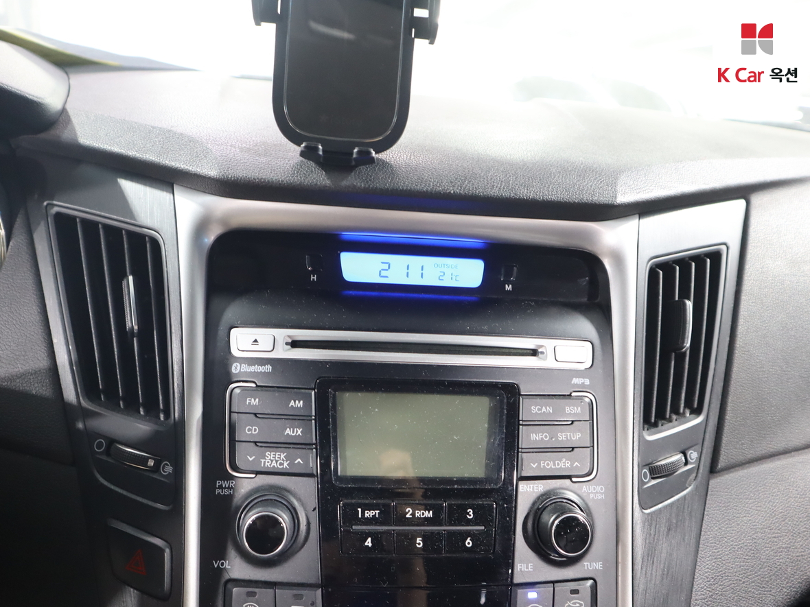 هيونداي سوناتا 2010 - صورة 14