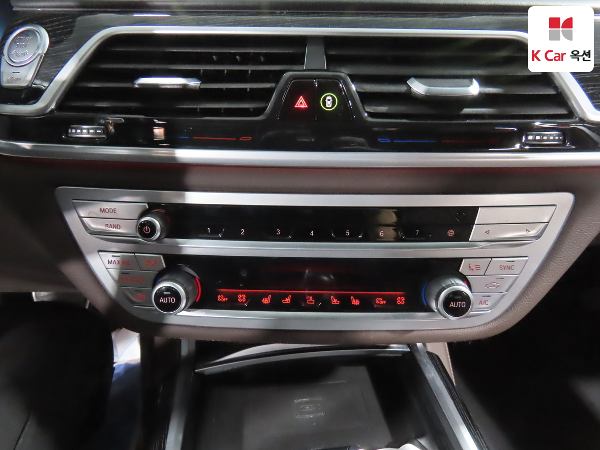 BMW 7 Series - 15