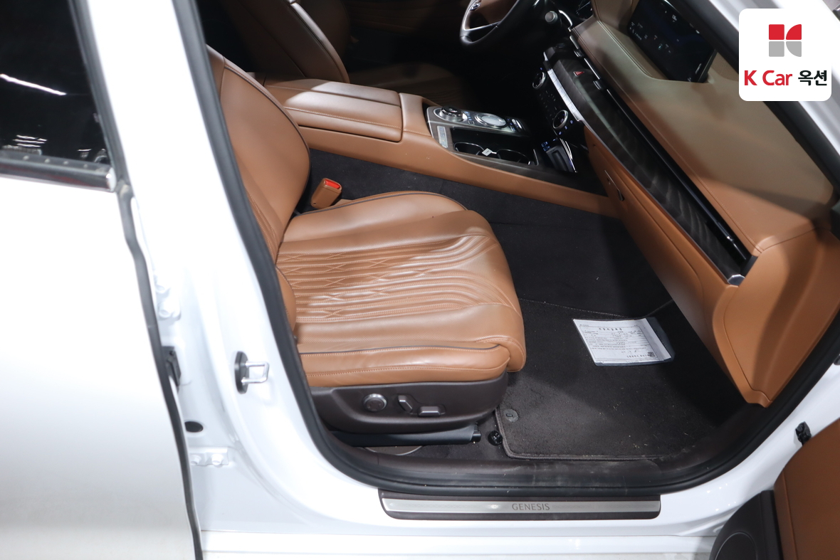Genesis G80 - 29