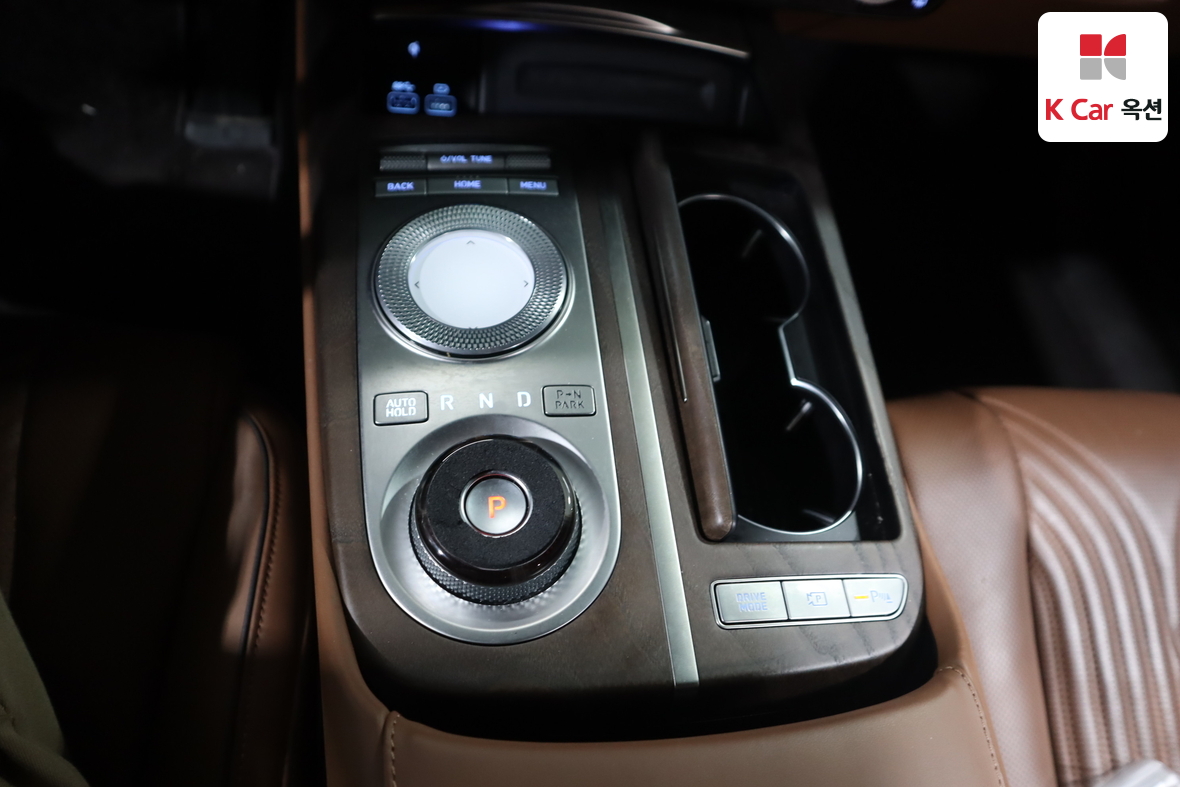 Genesis G80 - 16